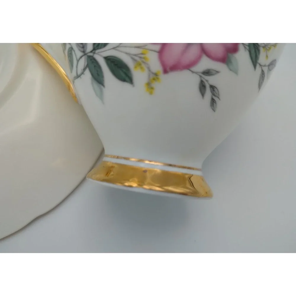 Elizabethan by Taylor & Kent vintage elizabethan